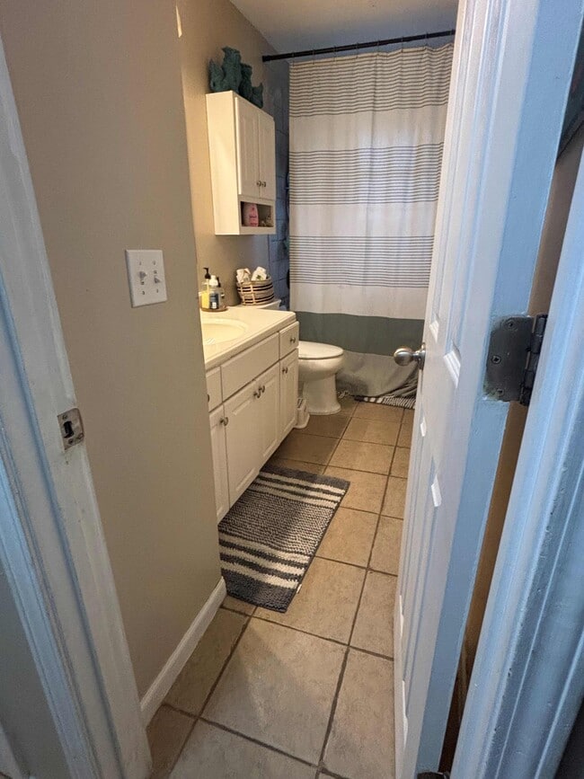 Building Photo - 304 S Lincoln Ave