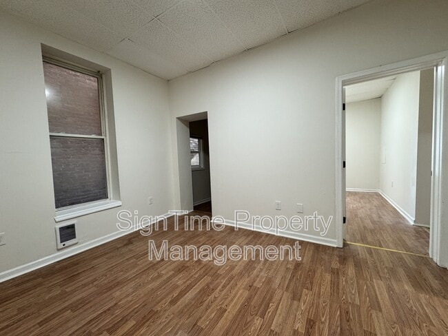 Building Photo - 40 N Conococheague St