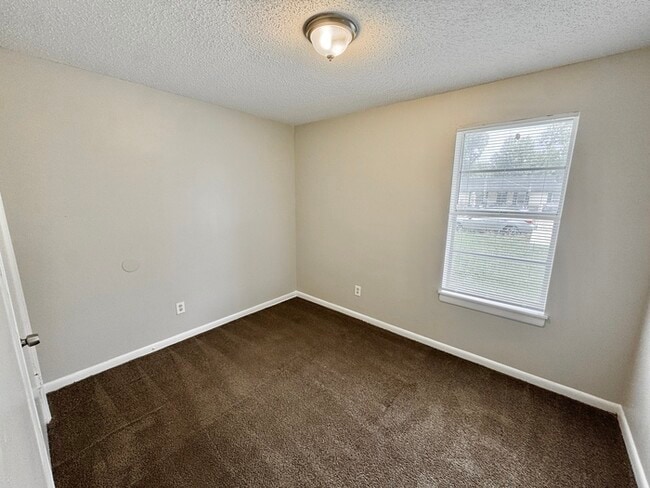 Building Photo - 5151 Corkwood Dr