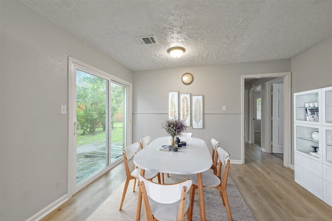 Building Photo - 2803 22nd St