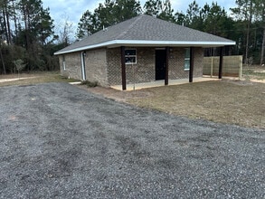 Building Photo - 1090 McRae St