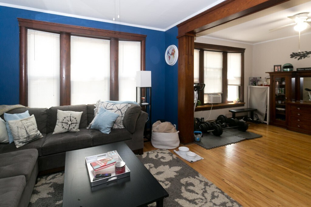 Building Photo - 3606 W Grace St