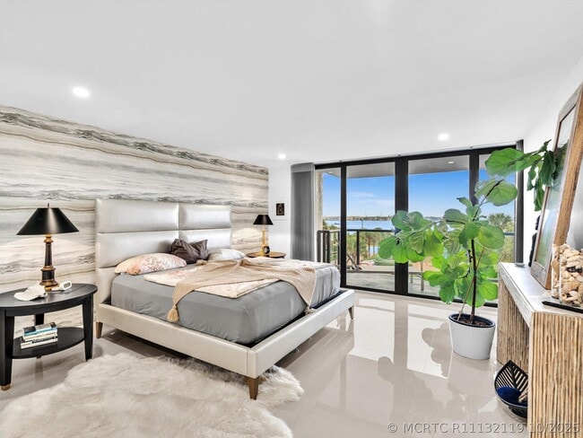 Building Photo - 3440 S Ocean Blvd