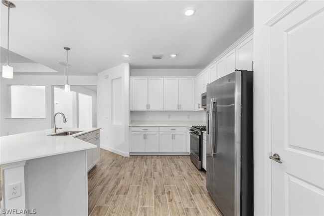 Building Photo - 18312 Ridgeline Dr