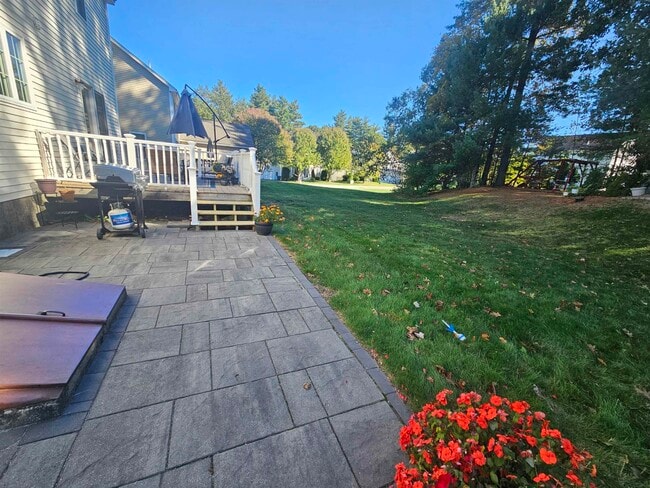 Building Photo - 9 Hibiscus Way