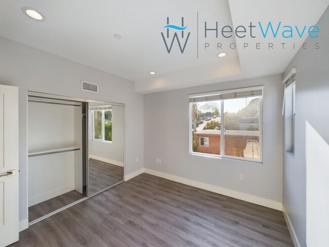 Building Photo - REZKO - E Street