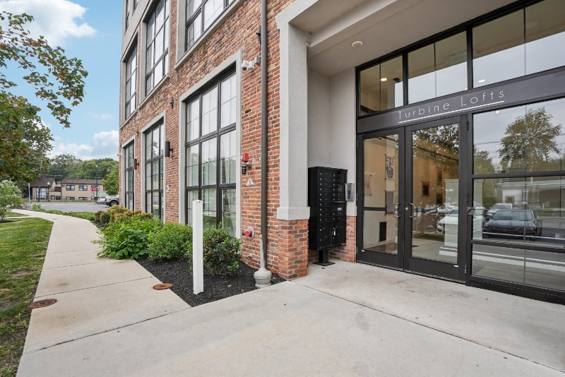 Building Photo - 73 Washington St