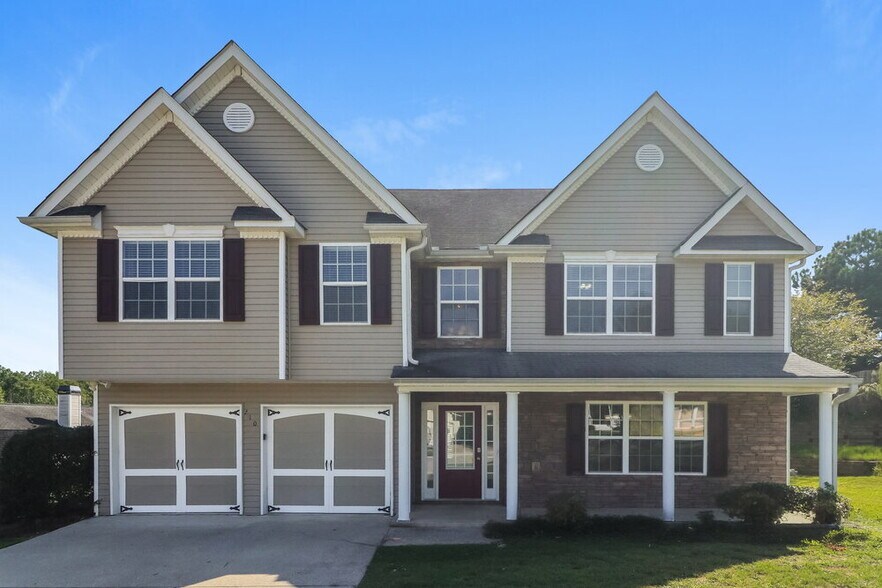 Primary Photo - 210 Overlook Ct