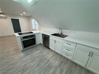 Building Photo - 2452 Thurman Ave
