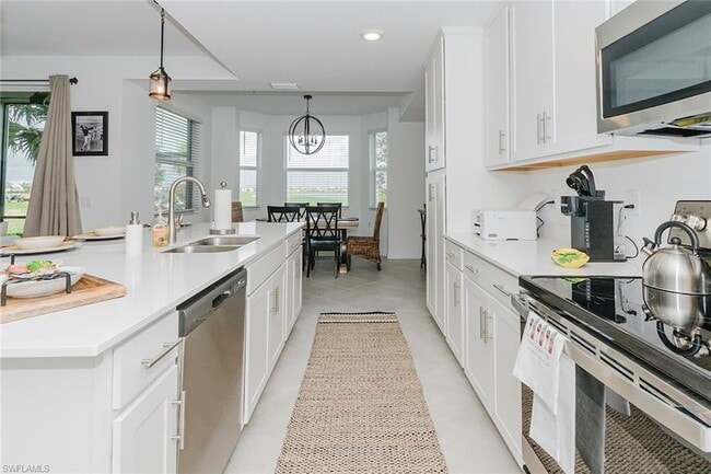Building Photo - 5807 Double Eagle Cir