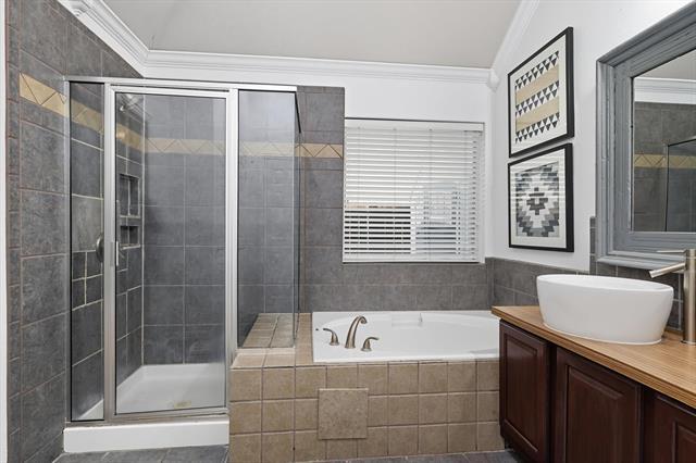 Building Photo - 5816 Pin Tail Ct