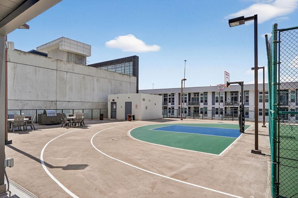 Building Photo - 1280 W Peachtree St NW