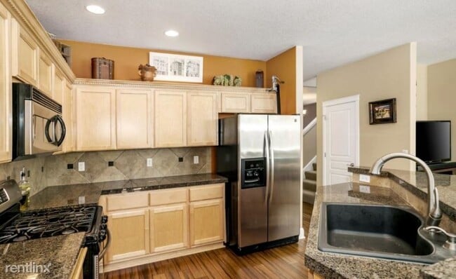 Building Photo - 5 br, 3 bath House - 17901 NE 36th Way