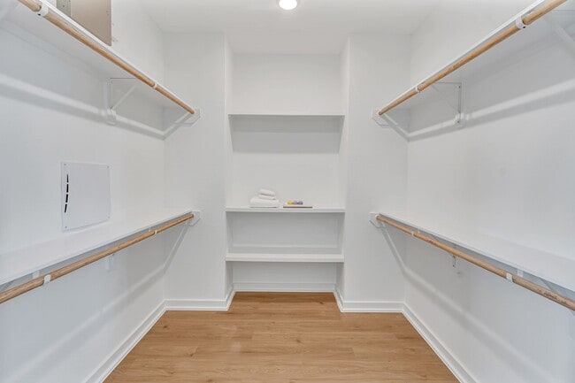 Building Photo - 6809 Conley St