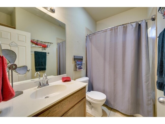 Building Photo - 14808 Foy Dr