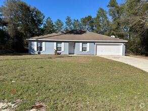 Building Photo - Marion Oaks Unit 10 4 Bedrooms 2 Baths