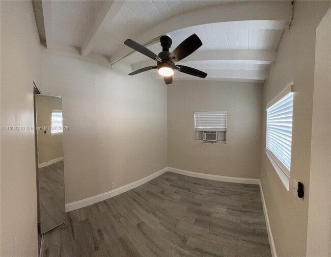 Building Photo - 408 Hibiscus Ave