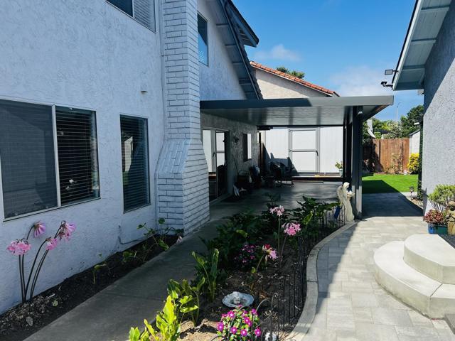 Building Photo - 2806 Atadero Ct