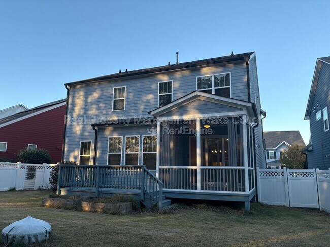 Building Photo - 1664 Highpoint St