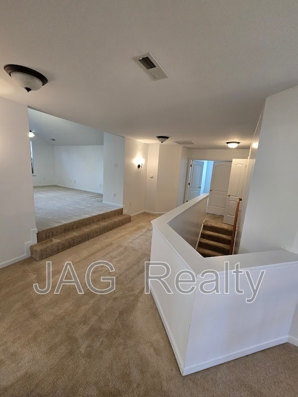 Building Photo - 3084 Sycamore Point Tr