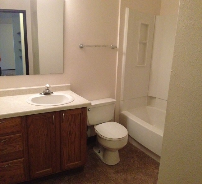 Bathroom - Foxdale Apartments