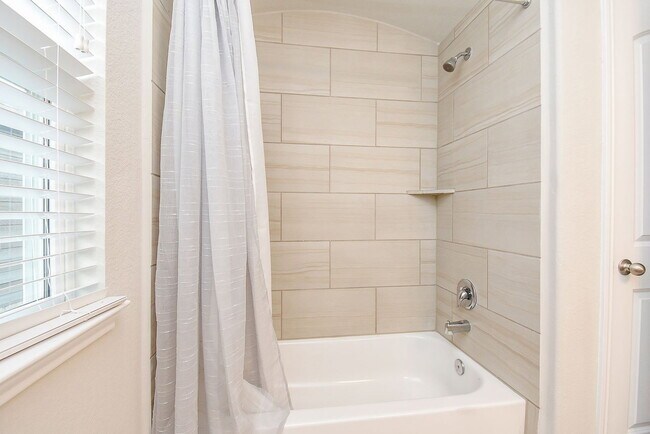 Building Photo - 4442 Buentello Dr