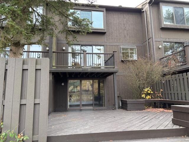 Building Photo - 2547 Meade Ct