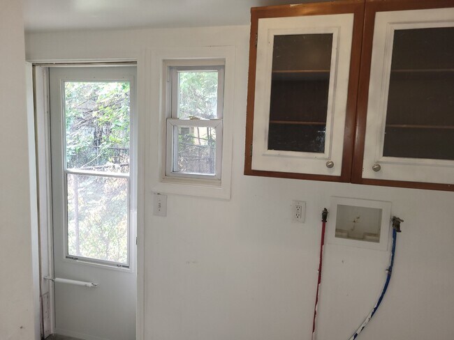 Building Photo - 4942 Westminster
