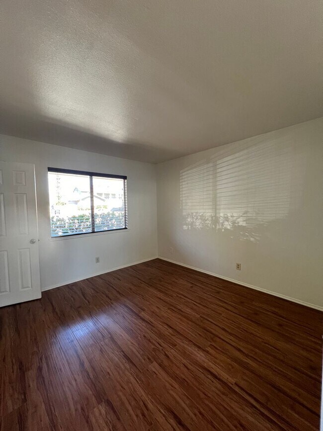 Building Photo - 963 Talbert Ave