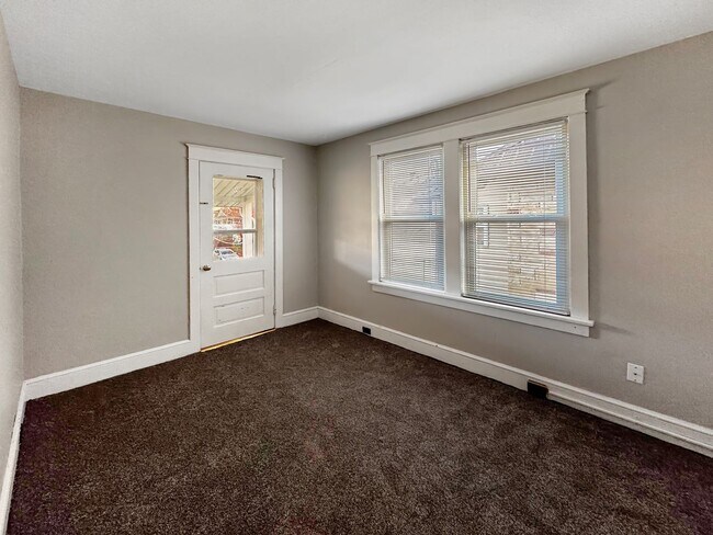 Building Photo - 1412-1414 Park Ave