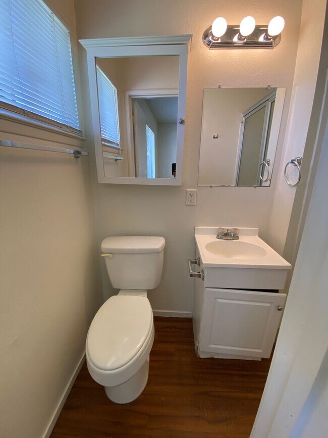 Building Photo - Tulare Home for Rent coming soon!