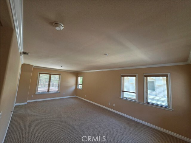 Building Photo - 88 N Roosevelt Ave