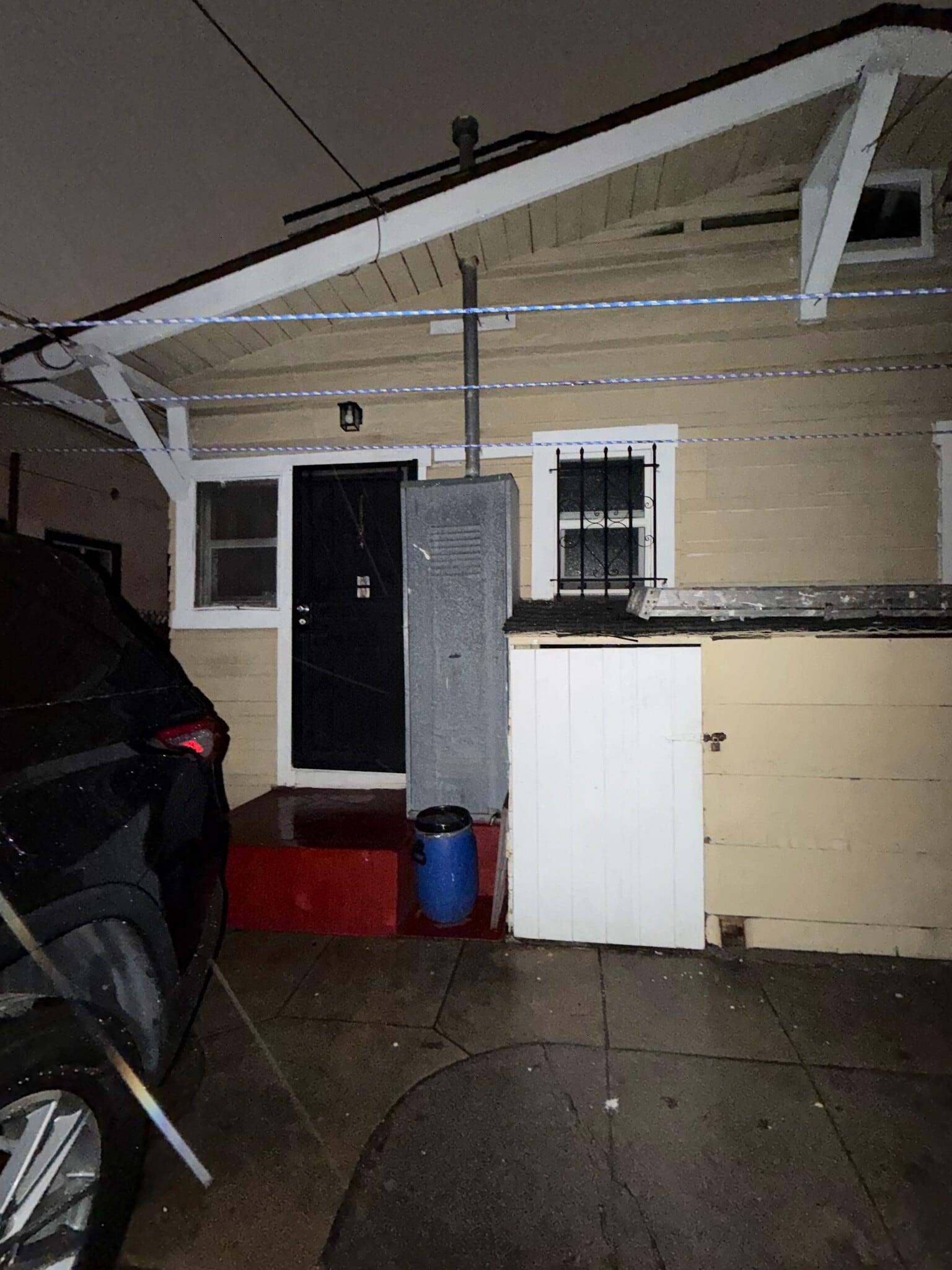 Building Photo - 524 S Soto St