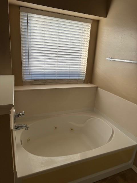 Building Photo - 2220 SE 7th St