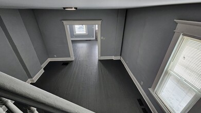 Building Photo - South Souder Avenue