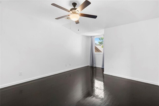 Building Photo - 29 W La Quinta Ct