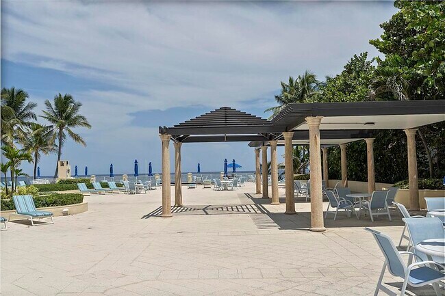 Building Photo - 3475 S Ocean Blvd