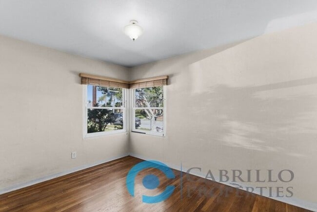 Building Photo - 5425 Adams Ave