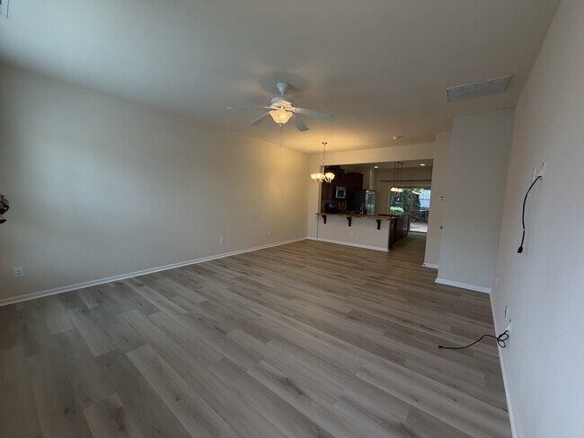 Building Photo - 12 Pocono Dr