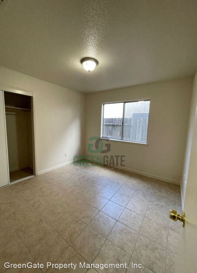 Building Photo - 3 br, 2 bath House - 504 Blue Canyon Dr