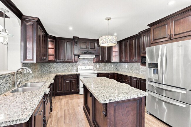 Building Photo - 11826 Ranchwell Cove