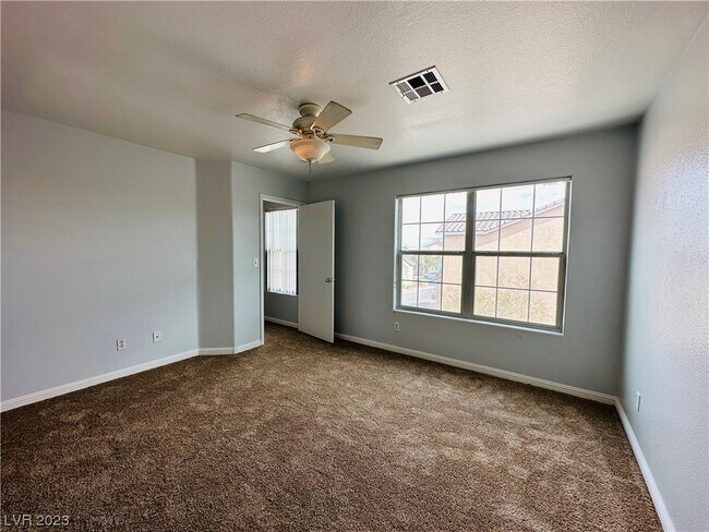Building Photo - 2617 Rainbow Cactus Ct