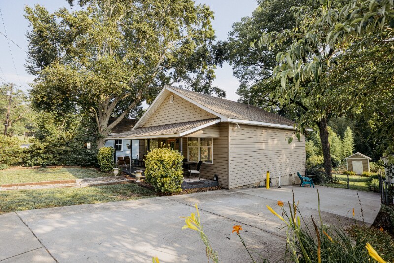 Building Photo - 209 Mill St