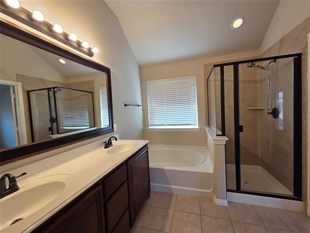 Building Photo - 9400 Jerico Dr
