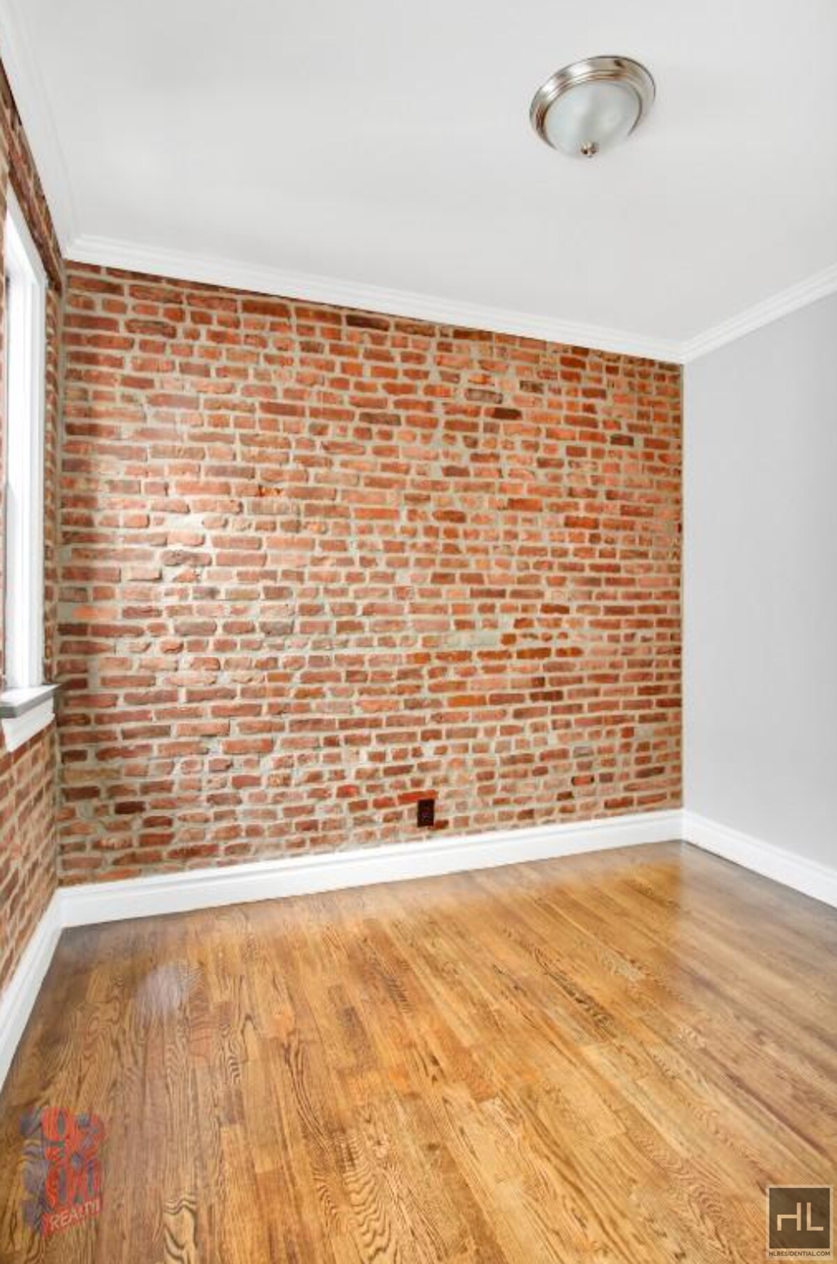 Building Photo - East 13th Street