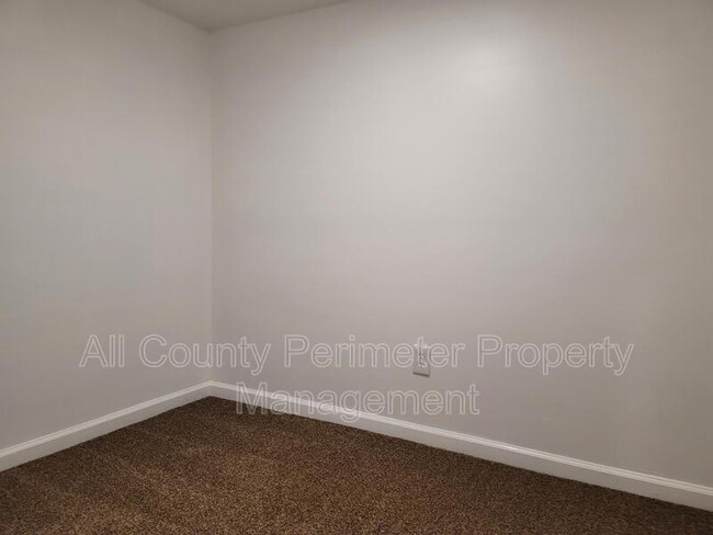 Building Photo - 4336 Hickory Wood Ln
