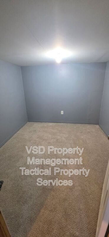 Building Photo - 3486 W 60th St
