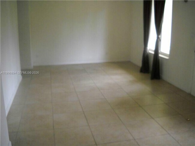 Building Photo - 1040-1092 92nd St