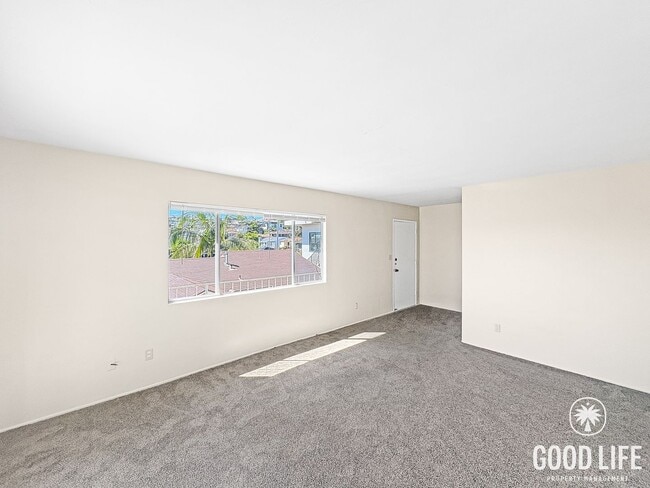 Building Photo - Coastal Living in Point Loma: Bay Views, Large Balcony, 2-Car Garage