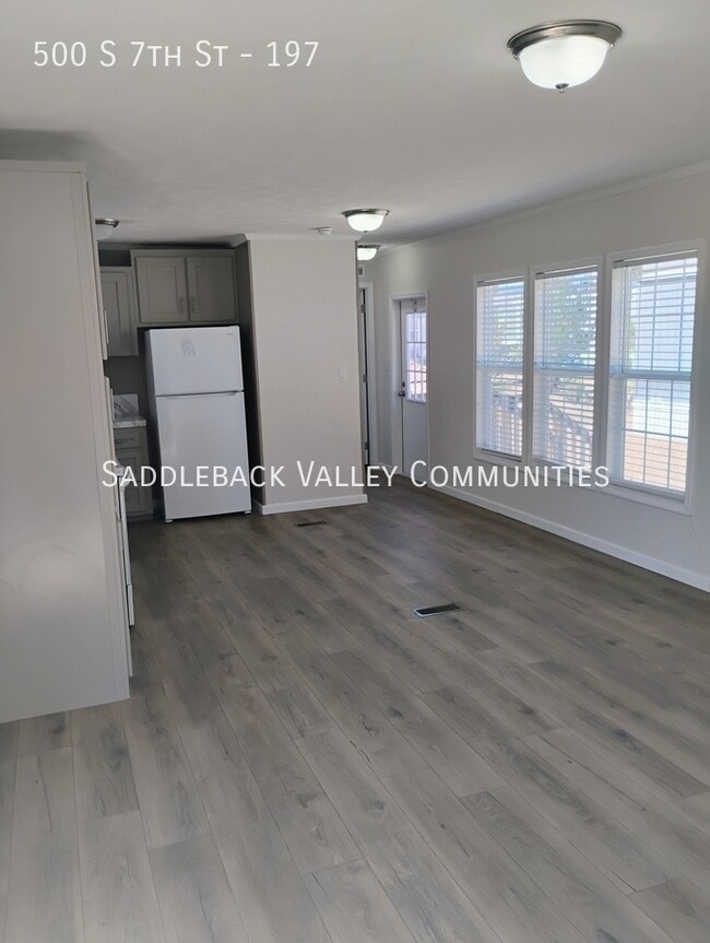 Building Photo - 500 S 7th St